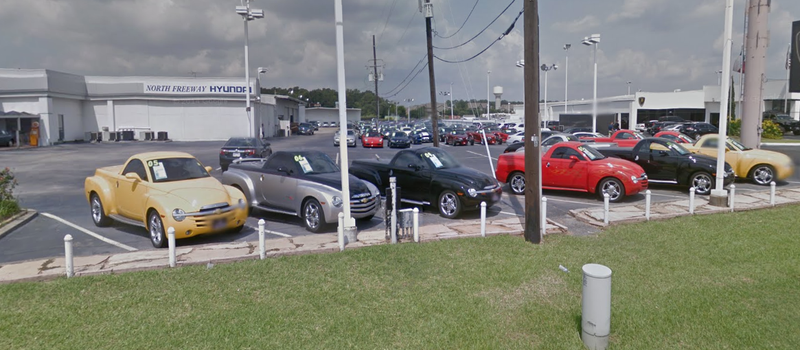 Illustration for article titled The Ten Weirdest Car Dealerships In The World